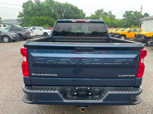 2022 Chevrolet Silverado 1500 — interior view